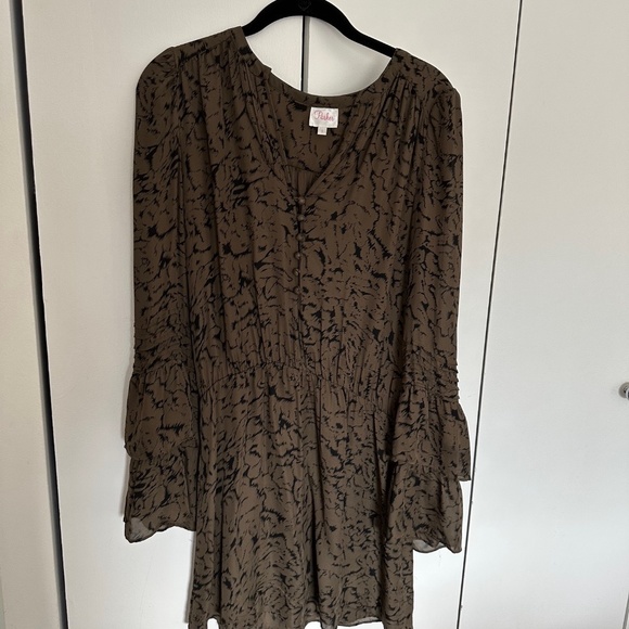 Parker Double Flared Sleeve Dress Size Small from Revolve - Picture 5 of 6